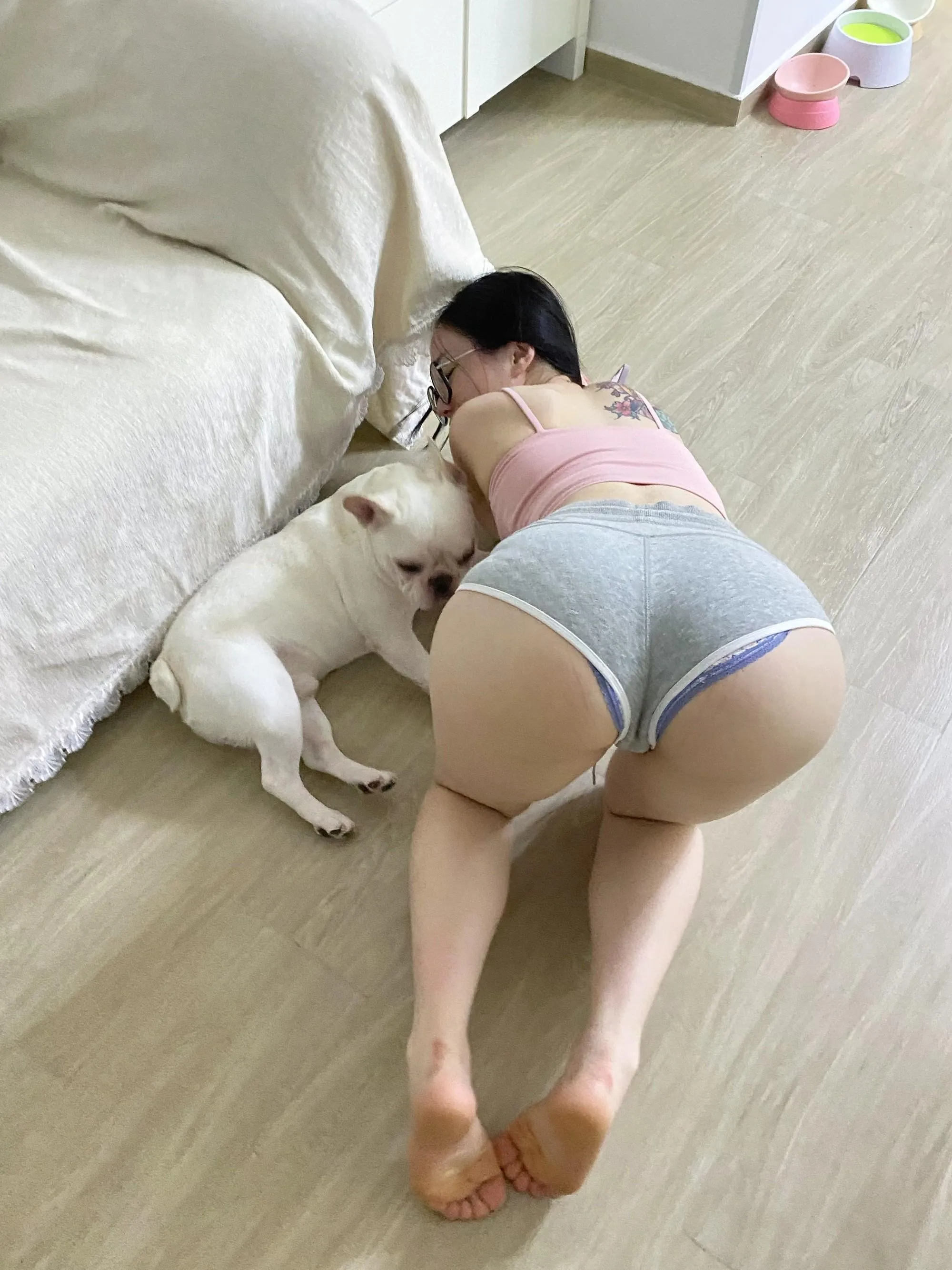 NO.017 铁锤姐姐-微密圈系列 爱你的姿势 [21P]插图3